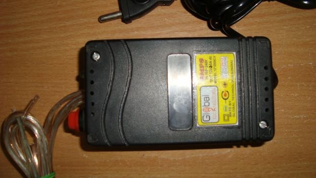 AC DC Adapter 100-240V 50 / 60Hz 0.8A zasilacz kamery CCTV