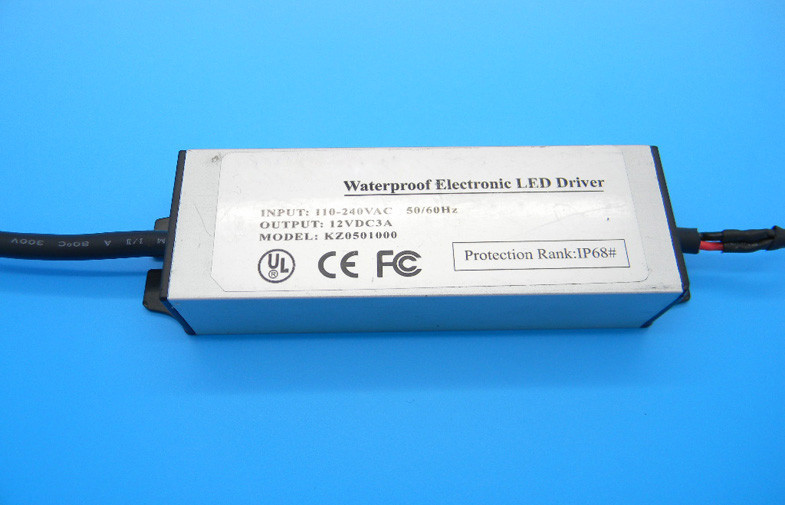 Sterownik LED Wodoodporna IP68 12V 3A 36W AC 100-240 V Dla Tube LED, zwarcie