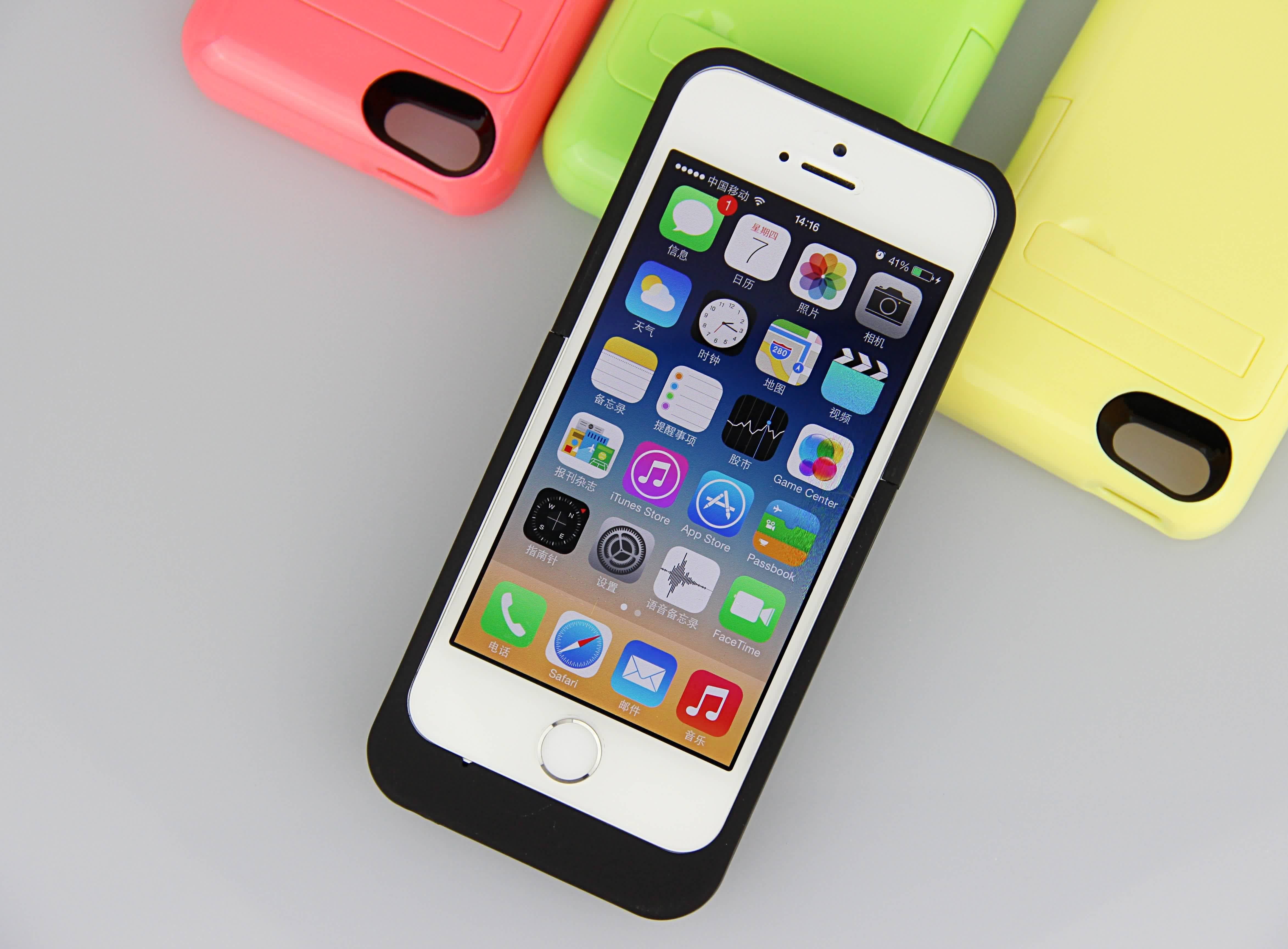 Multi Color Cienki iPhone Battery Case 2200mAh Battery Power Pack dla iPhone 5