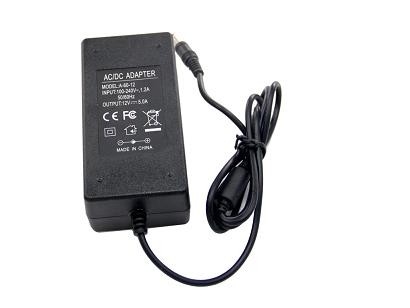 Przenośny stabilizowane napięcie AC DC Zasilacz 60W AC 110V - 220V, 12 Volt Power Adapter
