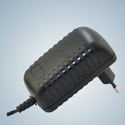 Lekkie 15W uniwersalny zasilacz sieciowy EN60950 Balck KSAFD Seria KTEC