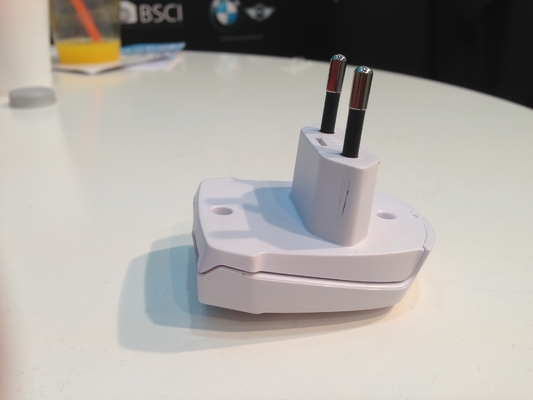 Biały 2.1A Podwójny USB Ładowarka Zasilacz sieciowy Ładowarka europejską wtyczką, 100 - 240V