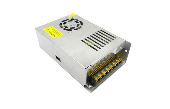 Duża wydajność Switching Mode Power Supply