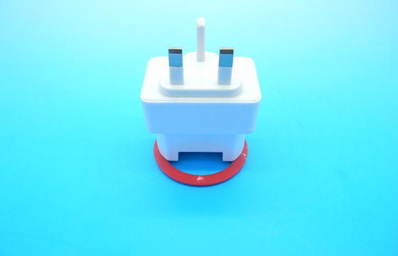 Prąd stały Uniwersalna ładowarka USB 5V 2.0A Travel UK Wtyczka, FCC Part 15B