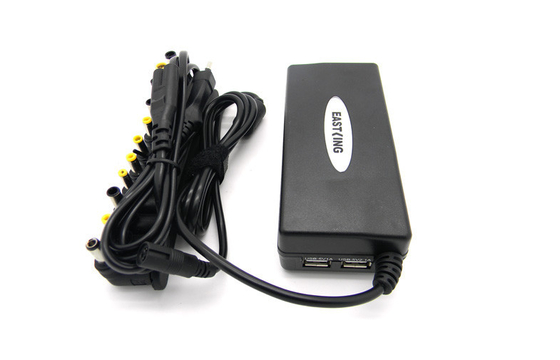 UK / US 90W Uniwersalny Laptop zasilacz 5V 2.1A Automatyczne USB z diodą LED