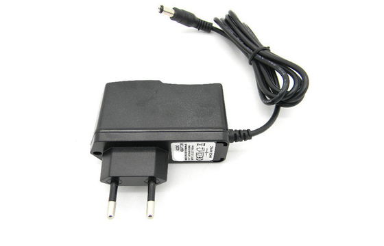 10Watt przełączania AC do DC Power Adapter naścienny do SATA