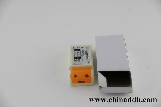 Plastikowa skrzynka 24W Triak ściemnianiem LED Driver PFC&gt; 0,95
