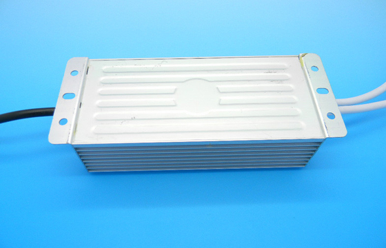 AC100 - 240V IP68 LED Wodoodporna kierowcy, Prąd stały Sterownik LED 12V 5A