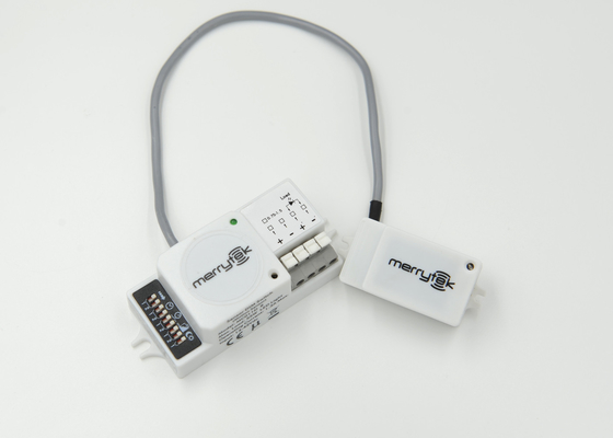 Kompaktowy rozmiar DC Motion Sensor 5.8GHz Z stały prąd diod LED