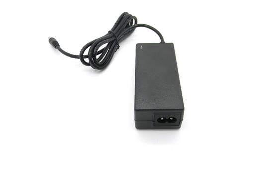 Powyżej napięcia AC na DC Zasilacz 12V 36W pulpitu wtyczką UK dla TV LCD