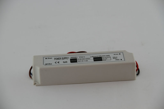 Wodoodporna IP67 60W stałonapięciowy Sterownik LED 120V AC, Odizolowane Plastikowa skrzynka