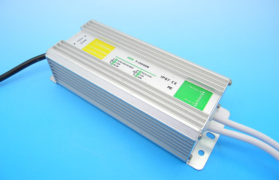 Sterownik LED Wodoodporna IP67 DC12V 50W Over Voltage, Odporność na uderzenia