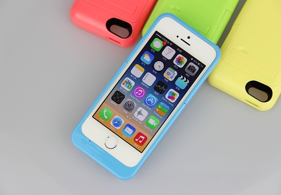 Multi Color Cienki iPhone Battery Case 2200mAh Battery Power Pack dla iPhone 5
