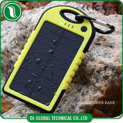 Ultra cienka 4000mAh 5000mAh Portable Komórka Moc Banku Solar Power Battery Banku