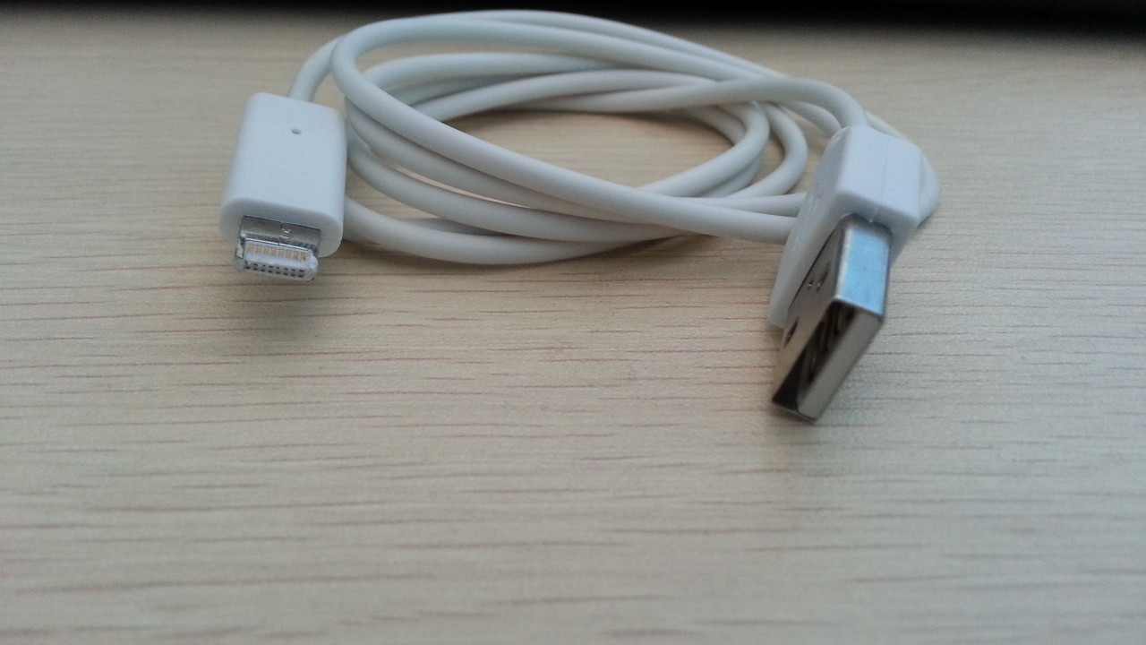 Oryginalny jakości przewód lightnling Data Cable USB / złącze / linia iPhone 5 Części Naprawa